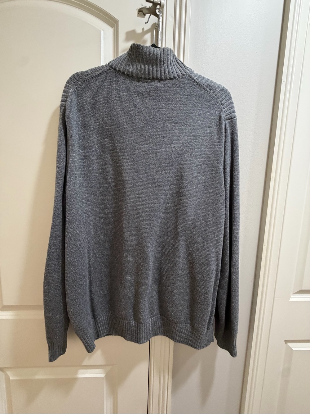 Alan Flusser Men’s Gray Full‑Zip Knit Sweater - Picture 2 of 3